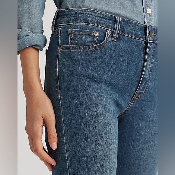 NWT RALPH LAUREN WOMEN MID-RISE STRAIGHT JEANS PETITE SIZE 4P 6P 8P - Picture 3 of 7